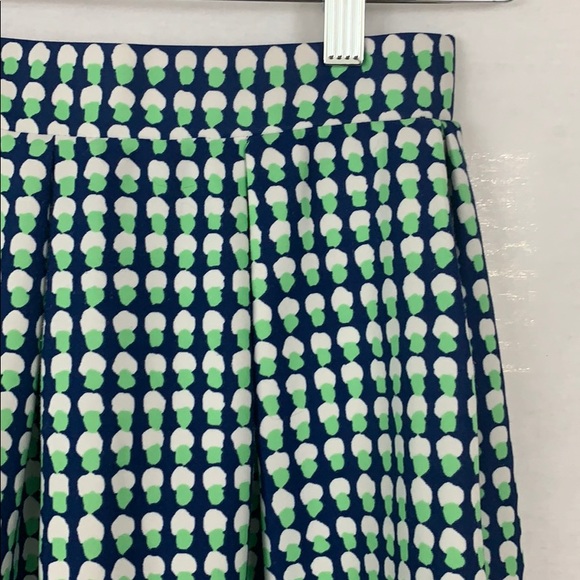 Sporano Skirt - Picture 2 of 3